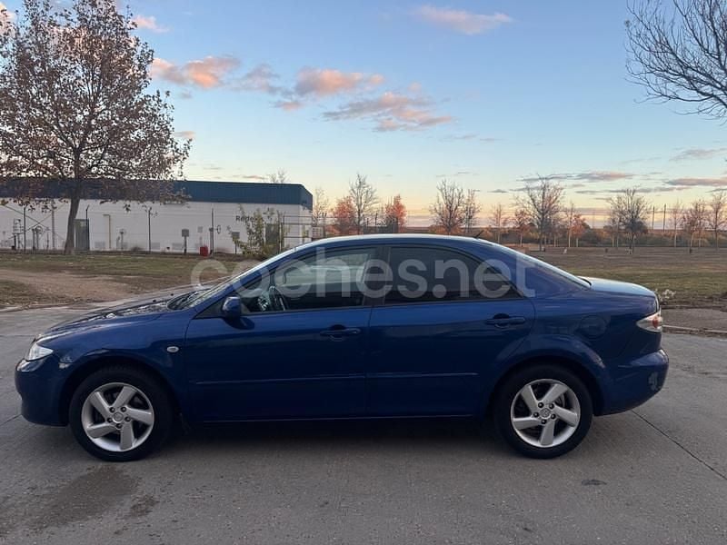Usado Mazda 6 Active 136 CV (100 kW) 2005 Azul Berlina