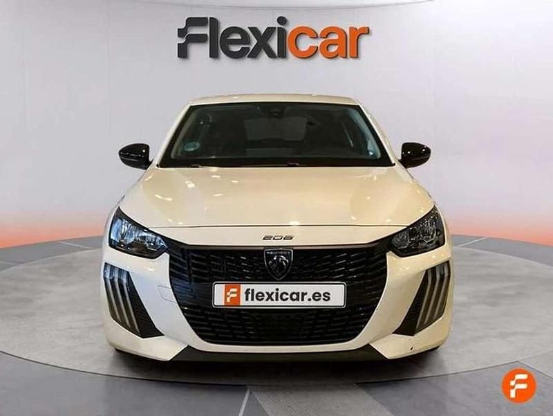 Usado Peugeot 208 Allure 102 CV (75 kW) 2024 Blanco Utilitario