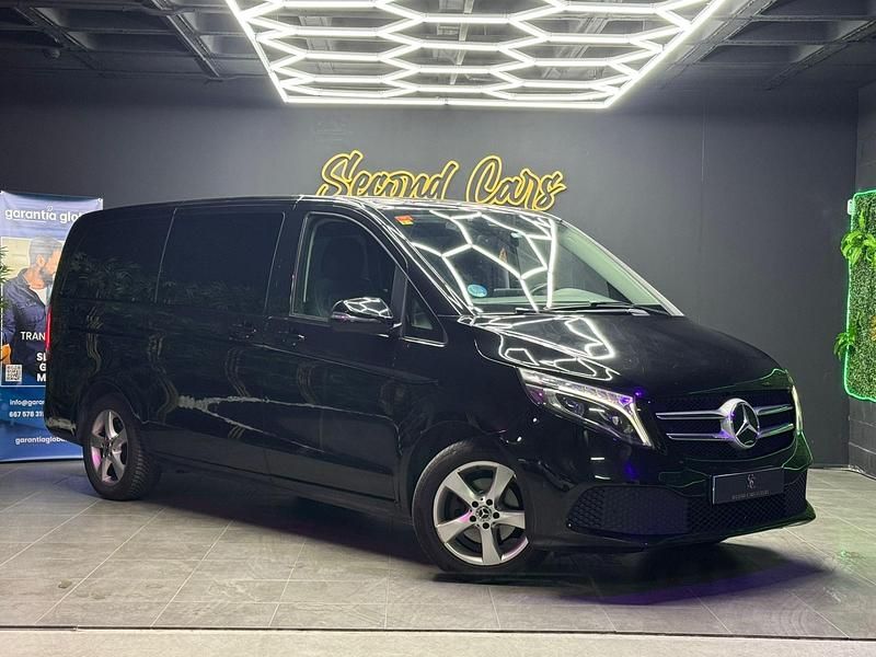 Usado Mercedes V220 Avantgarde 163 CV (119 kW) 2021 Negro Monovolumen