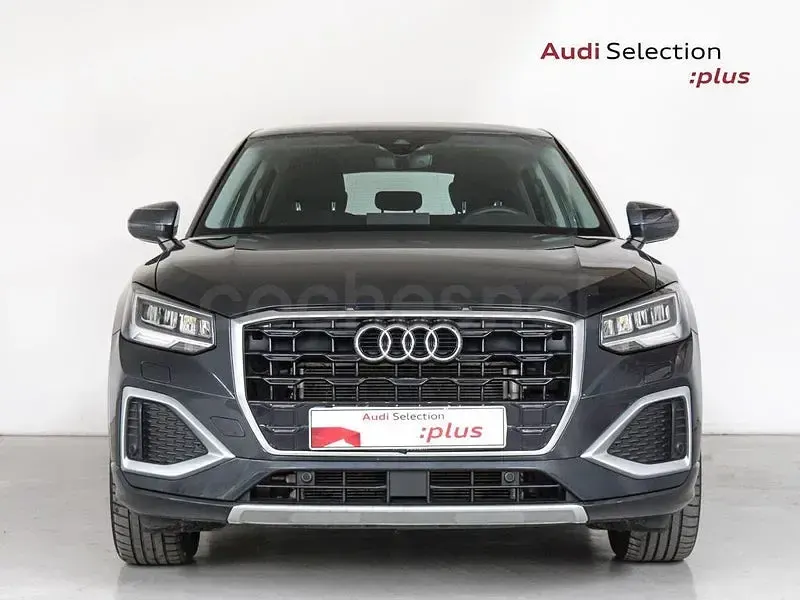 Usado Audi Q2 Advanced Plus 150 CV (110 kW) 2023 Gris / plata SUV
