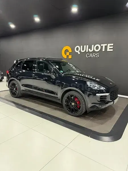 Usado Porsche Cayenne Diesel 262 CV (192 kW) 2015 Negro SUV