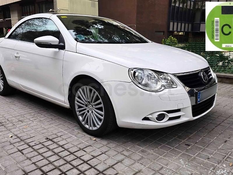 Usado VW Eos 160 CV (117 kW) 2008 Blanco Descapotable