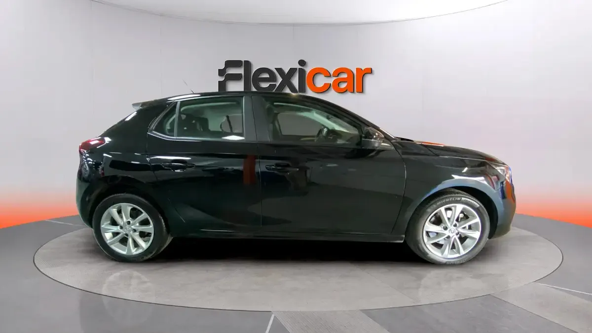 Usado Opel Corsa Edition 101 CV (74 kW) 2020 Negro Utilitario