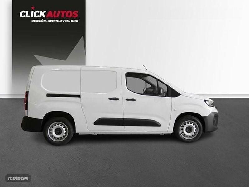 Blanco Usado 2024 Citroën Berlingo Monovolumen | 22.450 € (Un poco caro) - Imagen 1/1