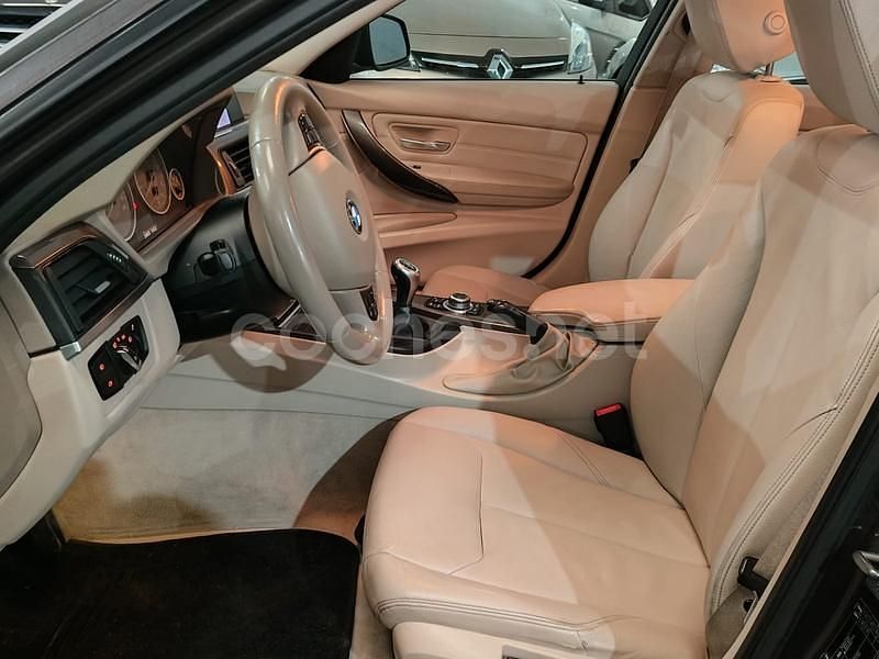 Usado BMW 316 116 CV (85 kW) 2018 Beige Familiar