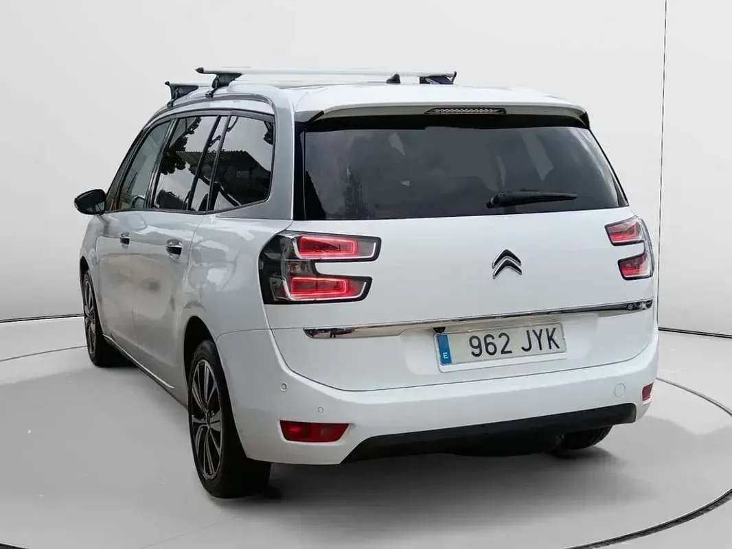Usado Citroën Grand C4 Picasso Feel 131 CV (96 kW) 2017 Blanco Monovolumen
