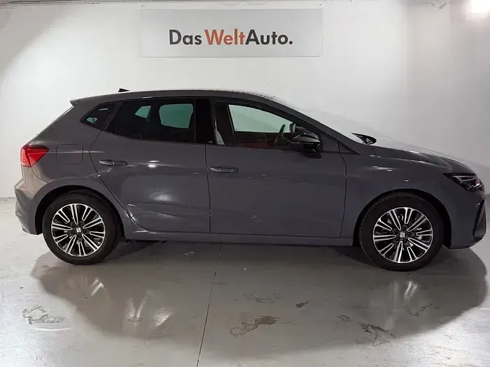 Nuevo Seat Ibiza FR 115 CV (84 kW) 2026 Gris Utilitario