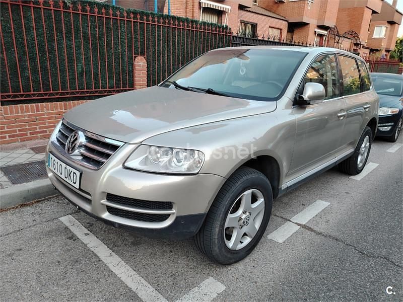 Usado VW Touareg R 174 CV (127 kW) 2005 Gris / plata SUV