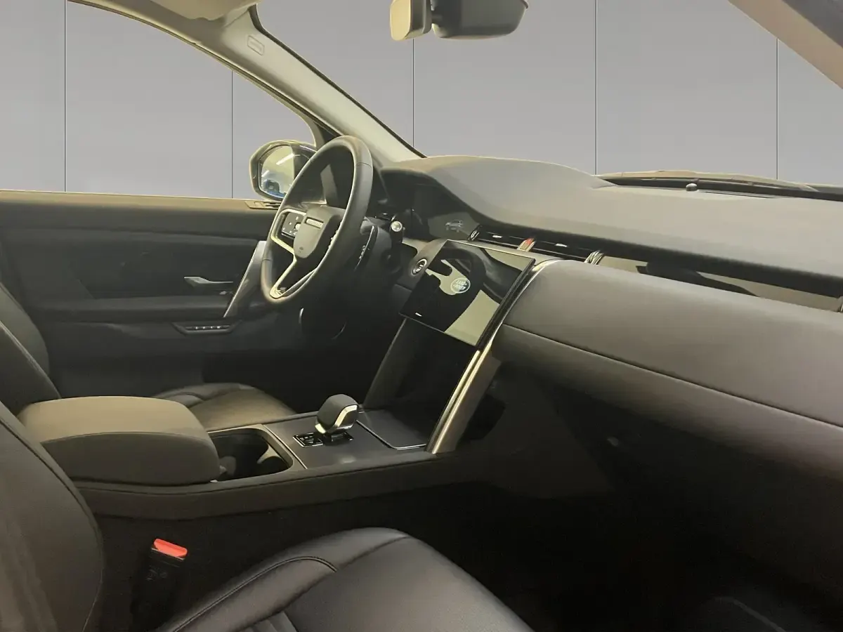 Usado Land Rover Discovery Sport S 163 CV (119 kW) 2025 Varesine blue SUV