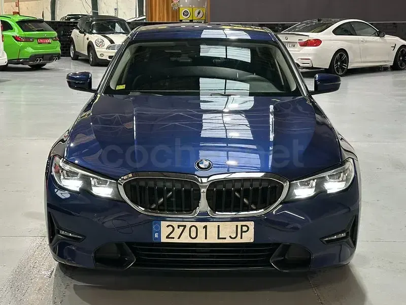 Usado BMW 318 150 CV (110 kW) 2020 Azul Berlina