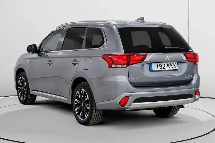 Usado Mitsubishi Outlander P-HEV 203 CV (149 kW) 2018