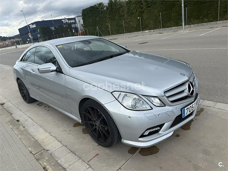 Usado Mercedes E350 231 CV (169 kW) 2009 Gris / plata Coupe