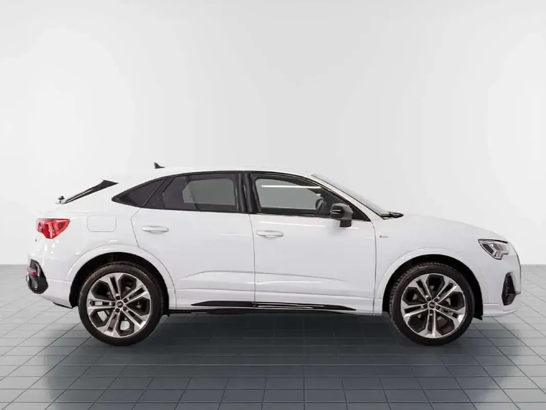 Usado Audi Q3 Sportback S-Line 150 CV (110 kW) 2023 Blanco SUV