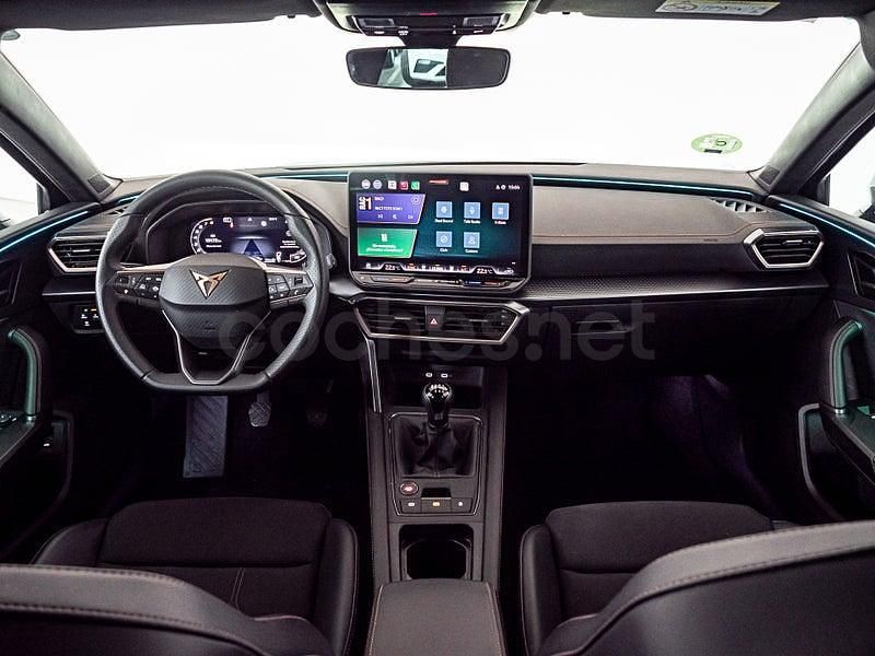 Usado Cupra Leon 150 CV (110 kW) 2024 Gris / plata Familiar