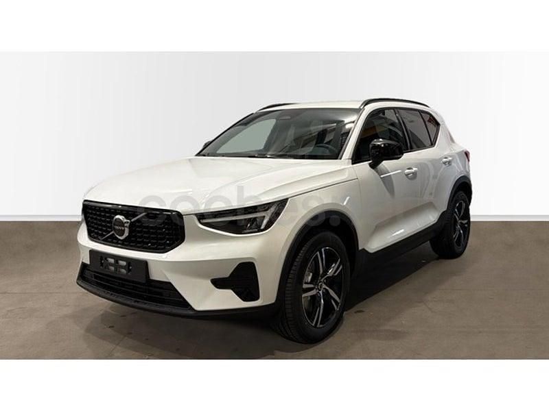 Nuevo Volvo XC40 Plus 163 CV (119 kW) 2025 Blanco SUV