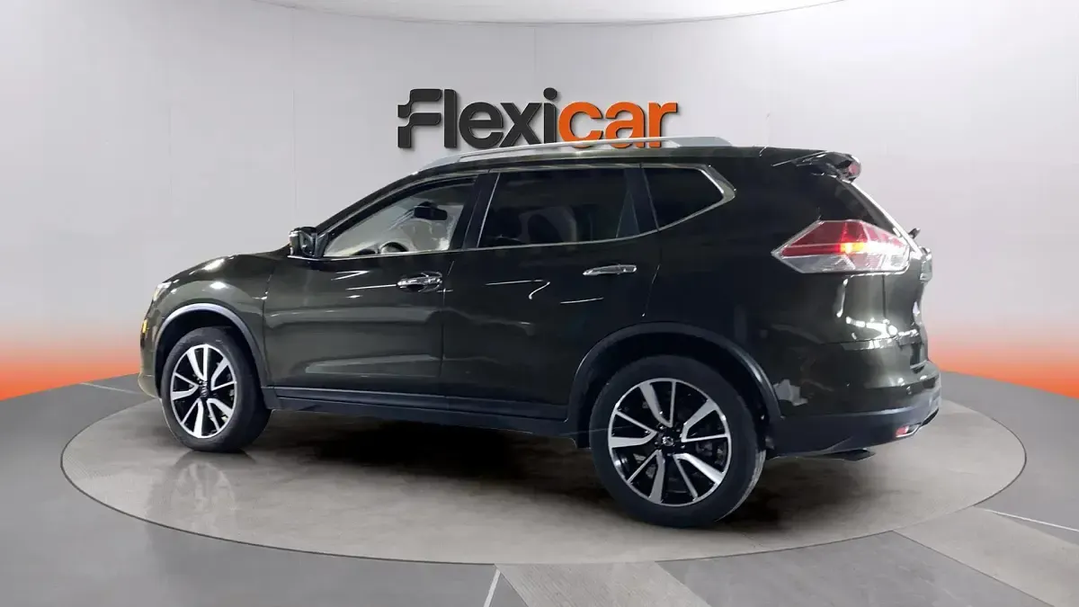 Usado Nissan X-Trail N-Connecta 131 CV (96 kW) 2016 Verde SUV