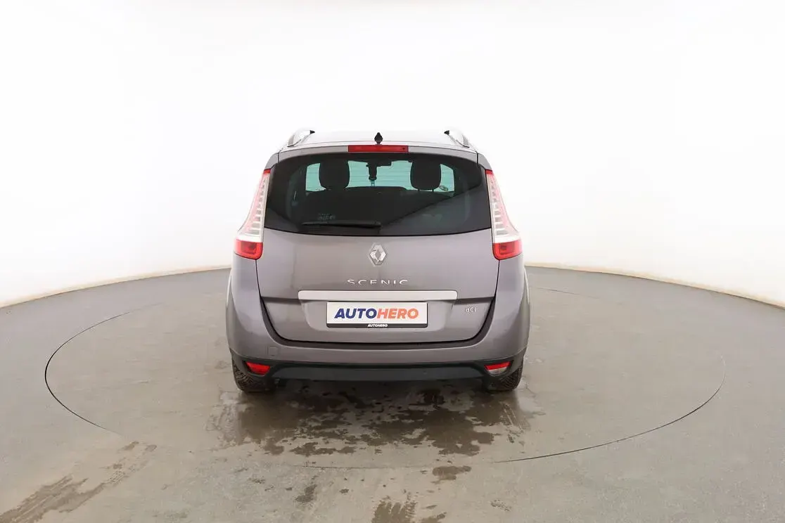 Usado Renault Scenic E-Tech LIMITED 130 CV (95 kW) 2014 Gris Monovolumen