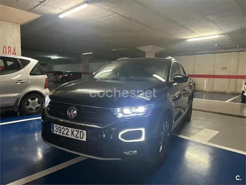 Usado VW T-Roc Sportline 150 CV (110 kW) 2019 Negro SUV