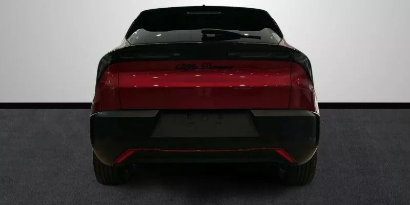 Usado Alfa Romeo Junior 114 kW (156 CV) 2024 Verde SUV