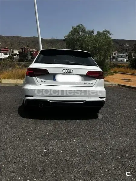 Usado Audi A3 S-Line 116 CV (85 kW) 2020 Blanco Berlina