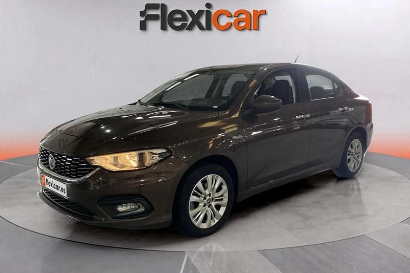 Usado Fiat Tipo Business 95 CV (69 kW) 2016 Marrón Berlina