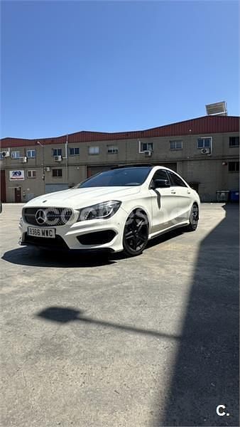 Usado Mercedes CLA250 211 CV (155 kW) 2015 Blanco Berlina