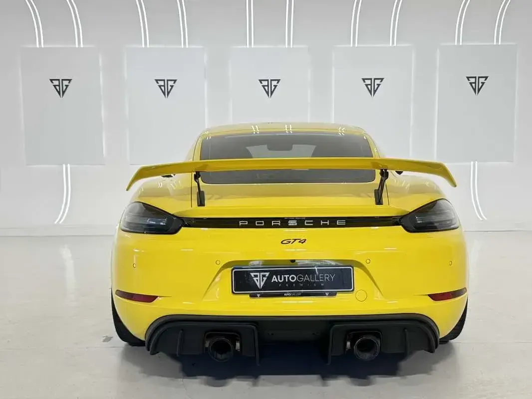 Usado Porsche Cayman GT4 420 CV (308 kW) 2020 Amarillo Coupe