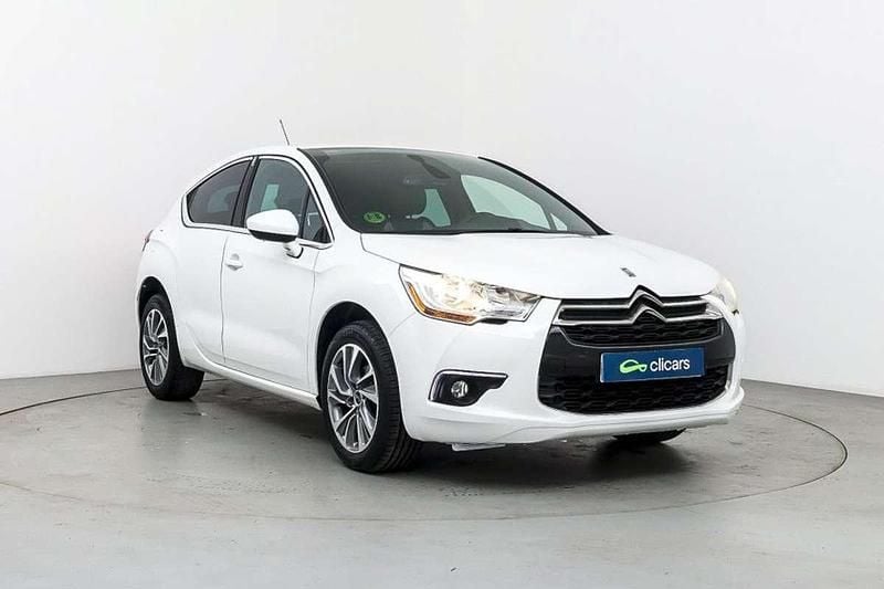Usado DS Automobiles DS4 Style 131 CV (96 kW) 2015 Blanco Utilitario