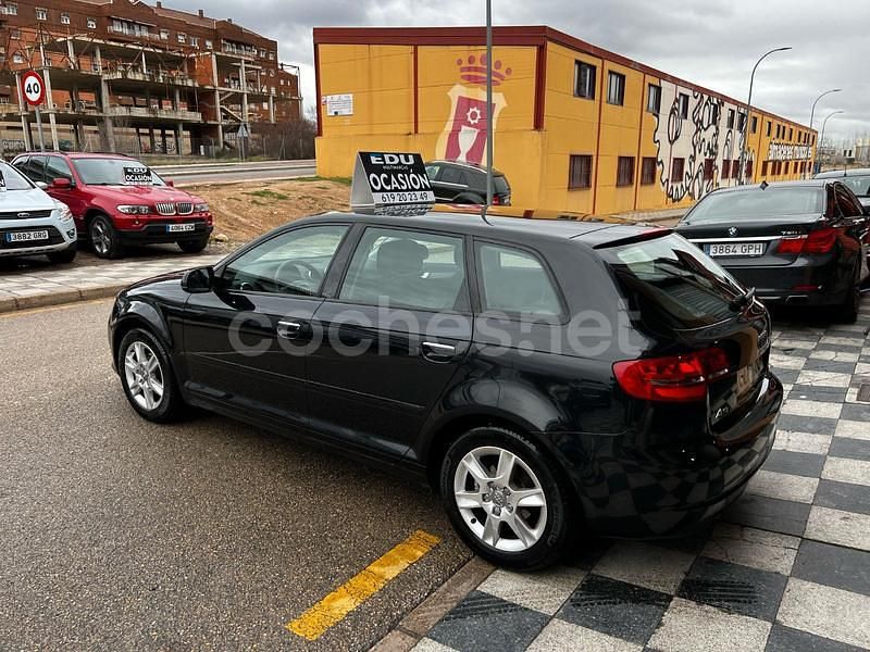 Usado Audi A3 Attraction 105 CV (77 kW) 2010 Negro Berlina