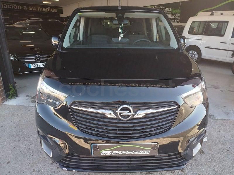Usado Opel Combo Life Elegance 131 CV (96 kW) 2020 Negro Monovolumen