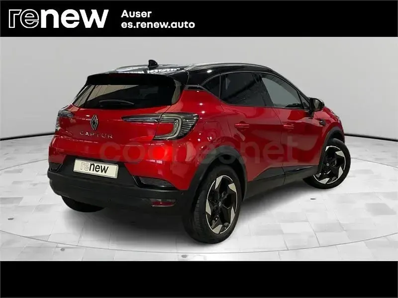 Usado Renault Captur Techno 100 CV (73 kW) 2025 Rojo SUV