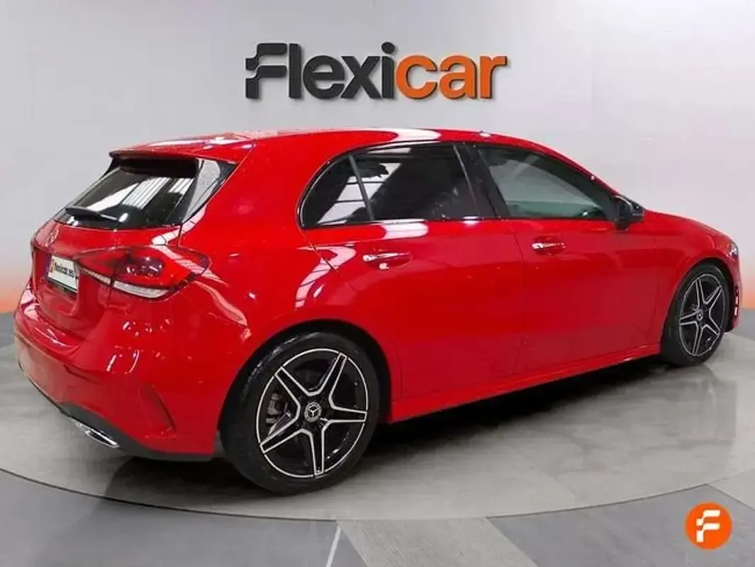 Usado Mercedes A200 163 CV (119 kW) 2019 Rojo Berlina