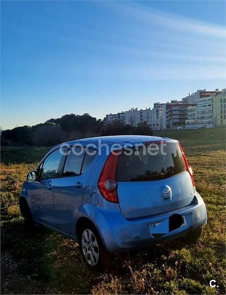 Azul Usado 2009 Opel Agila Enjoy Berlina | 3200 € - Imagen 1/4
