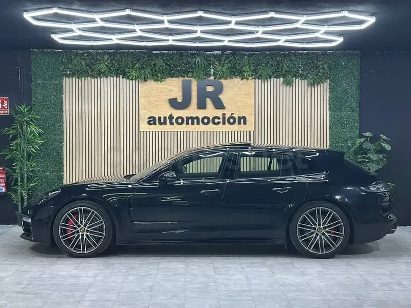 Usado Porsche Panamera Sport Turismo 480 CV (353 kW) 2022 Negro Familiar