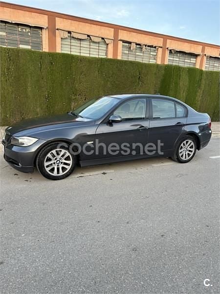 Usado BMW 320 163 CV (119 kW) 2006 Gris / plata Berlina