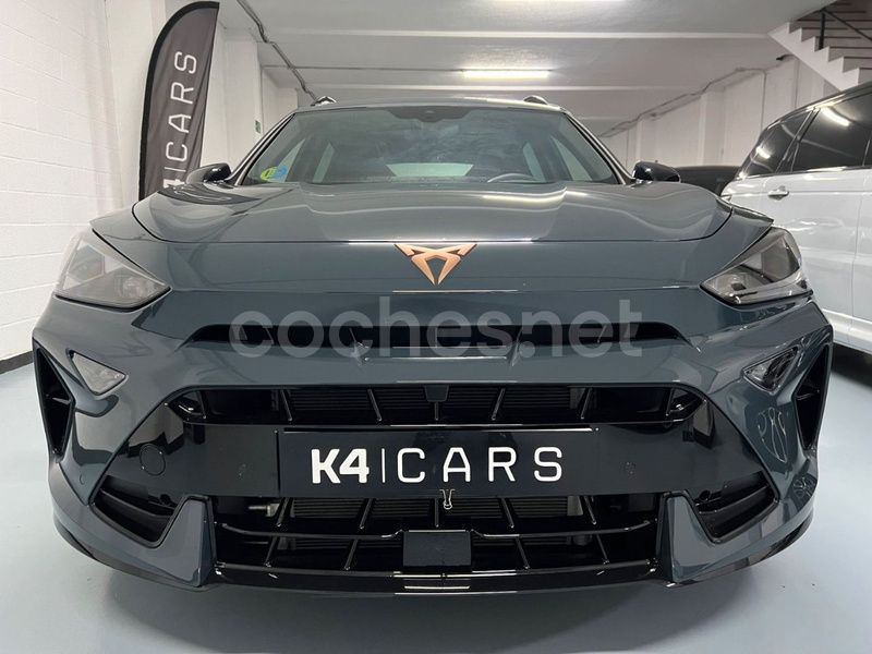 Usado Cupra Formentor 150 CV (110 kW) 2024 Gris / plata SUV