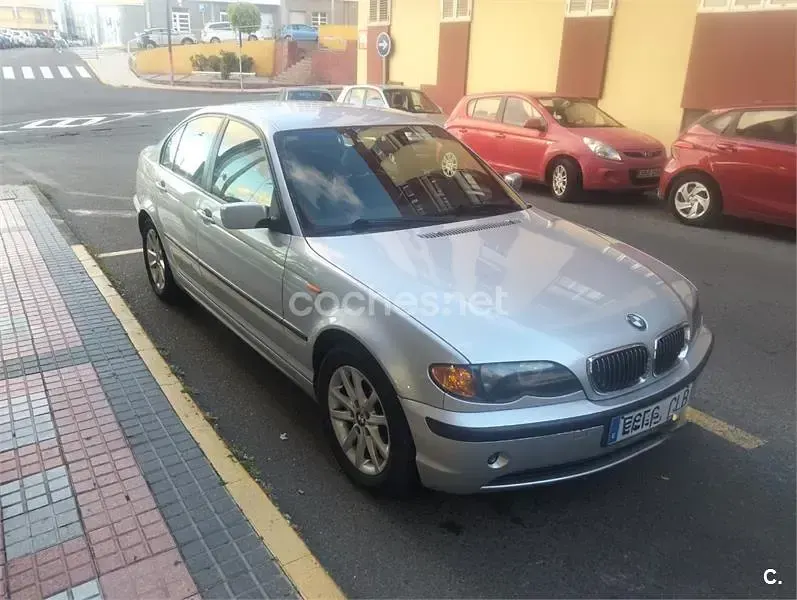 Usado BMW 318 143 CV (105 kW) 2003 Gris / plata Berlina