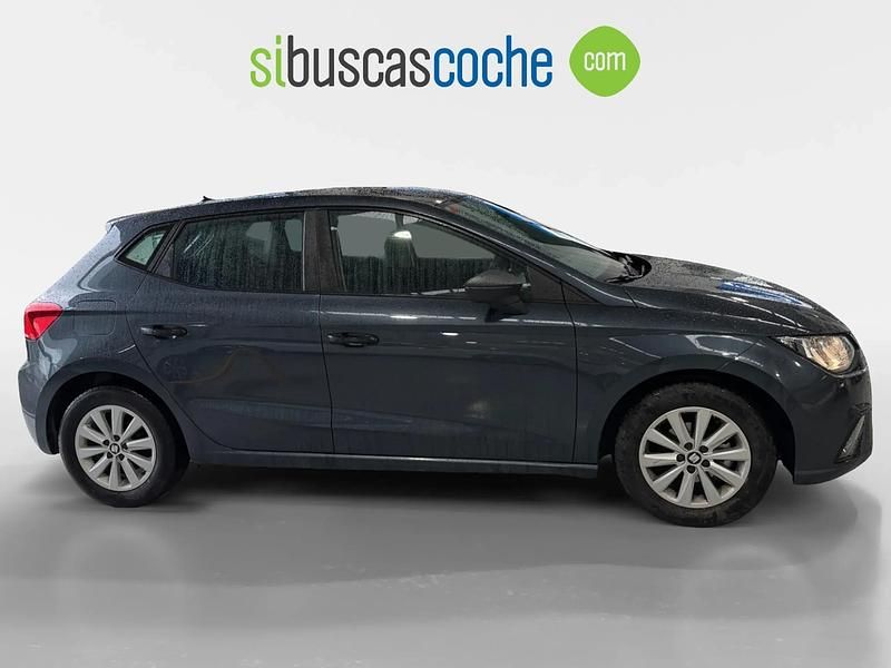 Usado Seat Ibiza Reference 95 CV (69 kW) 2019 Gris/plata Utilitario