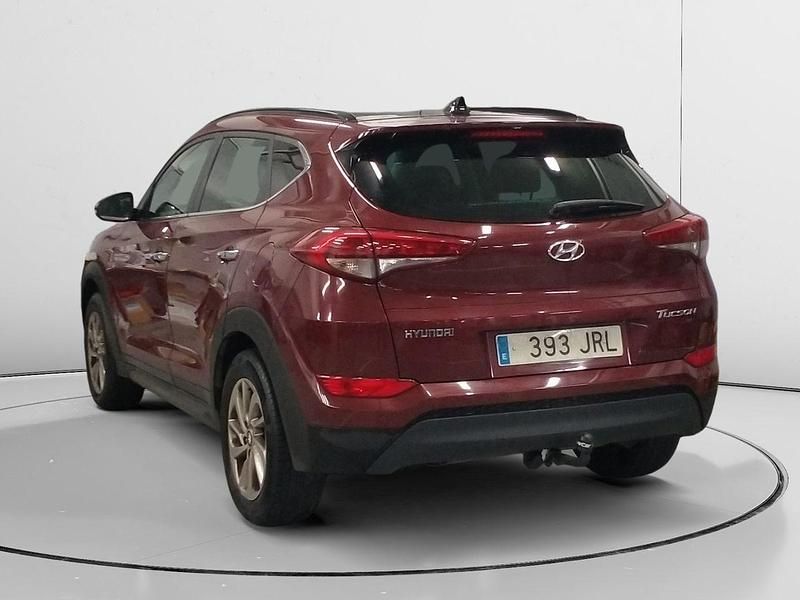 Usado Hyundai Tucson 116 CV (85 kW) 2016 Rojo SUV