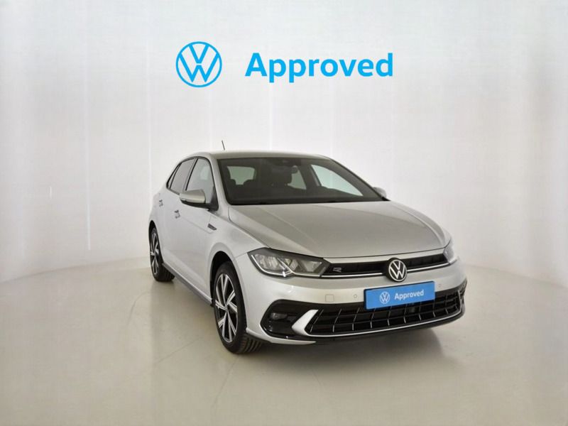 Gris plata Usado 2024 VW Polo R-line Berlina | 23.900 € (Precio justo) - Imagen 1/4