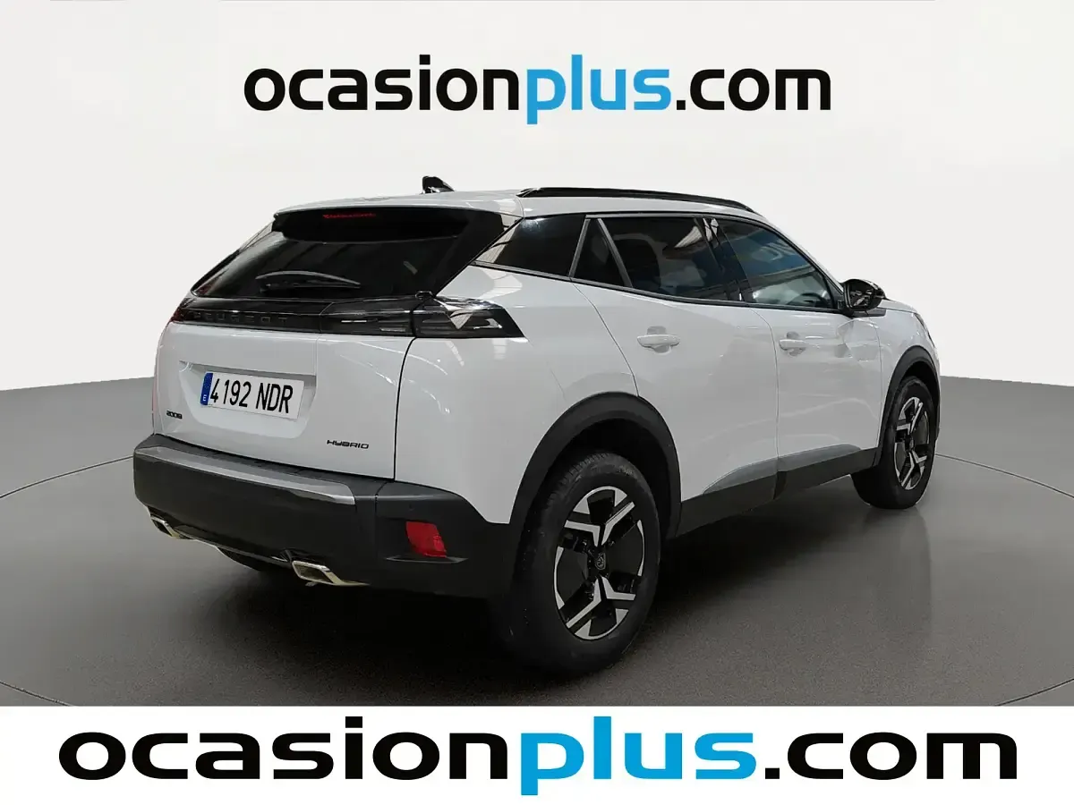 Usado Peugeot 2008 Allure 145 CV (106 kW) 2025 Blanco SUV