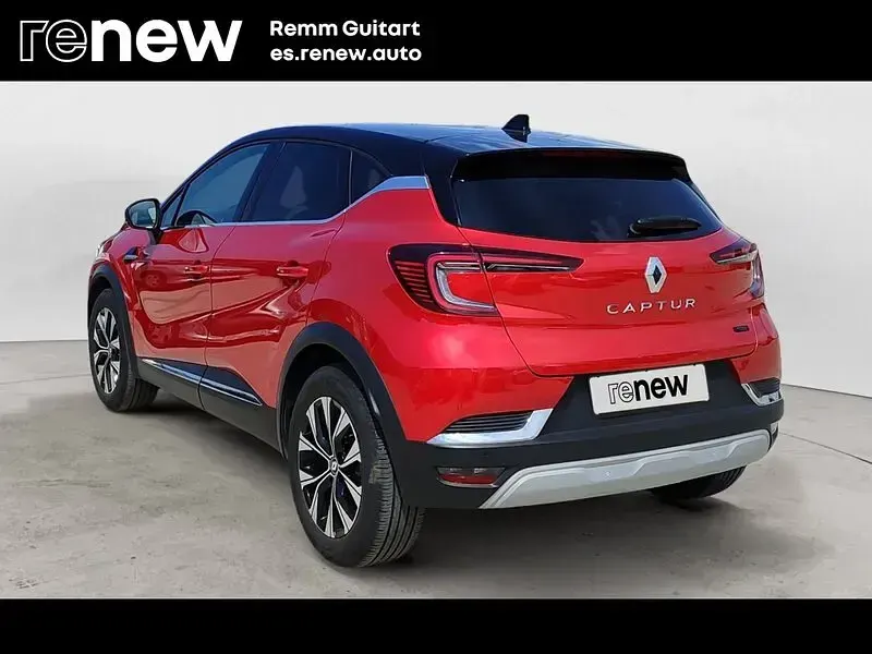 Usado Renault Captur Techno 145 CV (106 kW) 2023 Rojo SUV