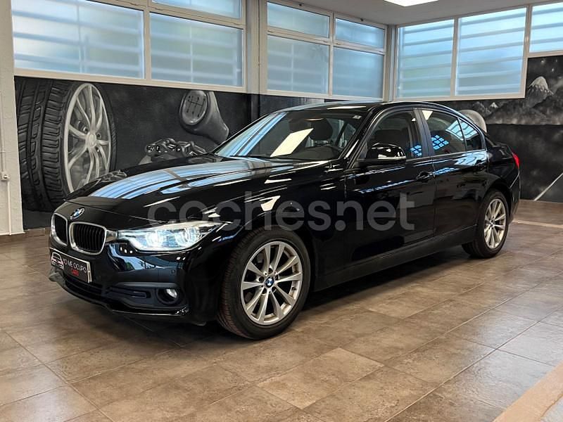 Negro Usado 2016 BMW 318 Berlina | 14.990 € (Precio justo) - Imagen 1/4