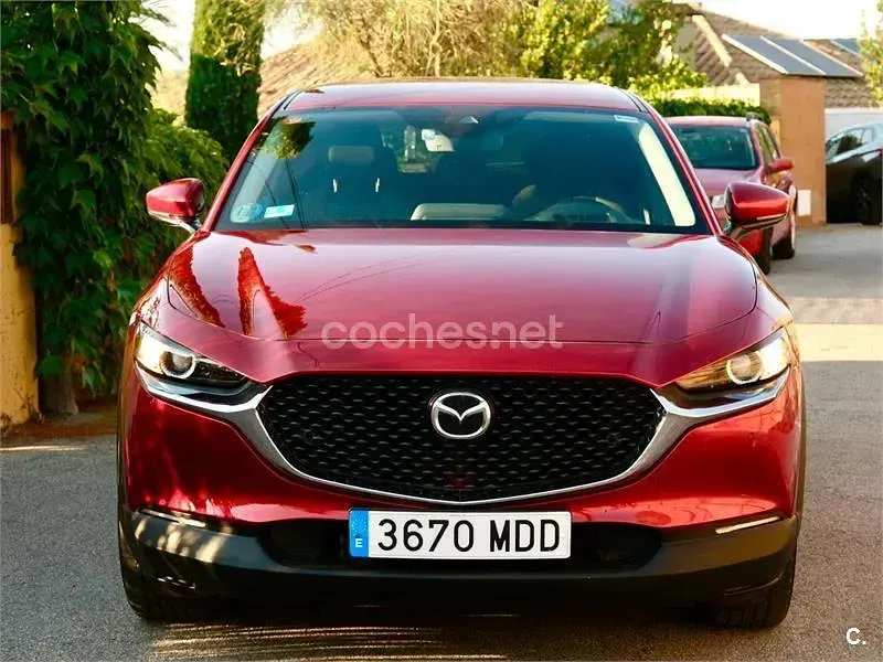 Usado Mazda CX-30 122 CV (89 kW) 2022 Granate SUV