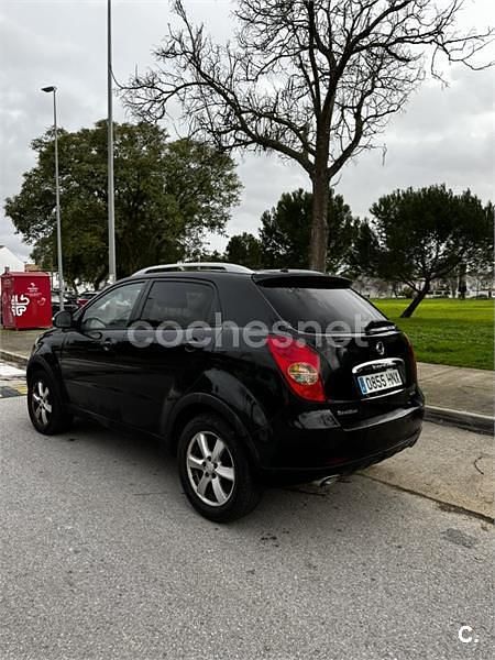 Usado Ssangyong (KGM) Korando 149 CV (109 kW) 2013 Negro SUV