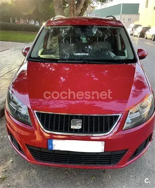 Usado Seat Alhambra Ecomotive 140 CV (102 kW) 2011 Rojo Monovolumen