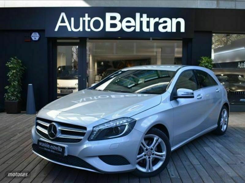 Usado Mercedes A200 136 CV (100 kW) 2016 Plateado Berlina