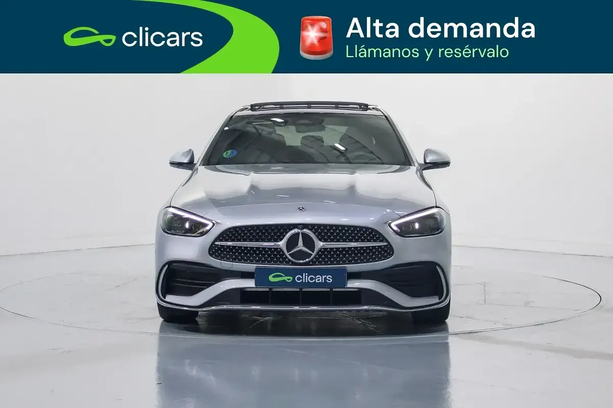 Usado Mercedes C300 258 CV (189 kW) 2024 Gris / plata Berlina