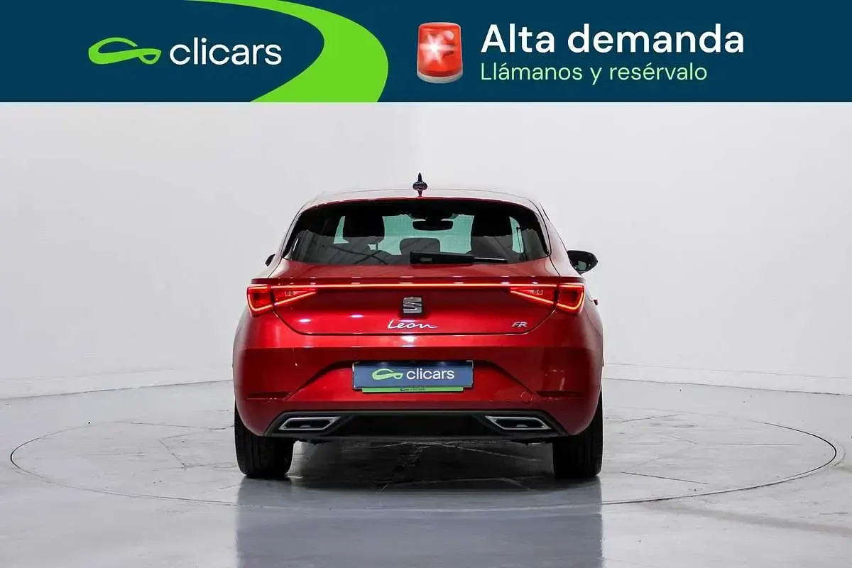 Usado Seat Leon FR 150 CV (110 kW) 2020 Rojo Utilitario