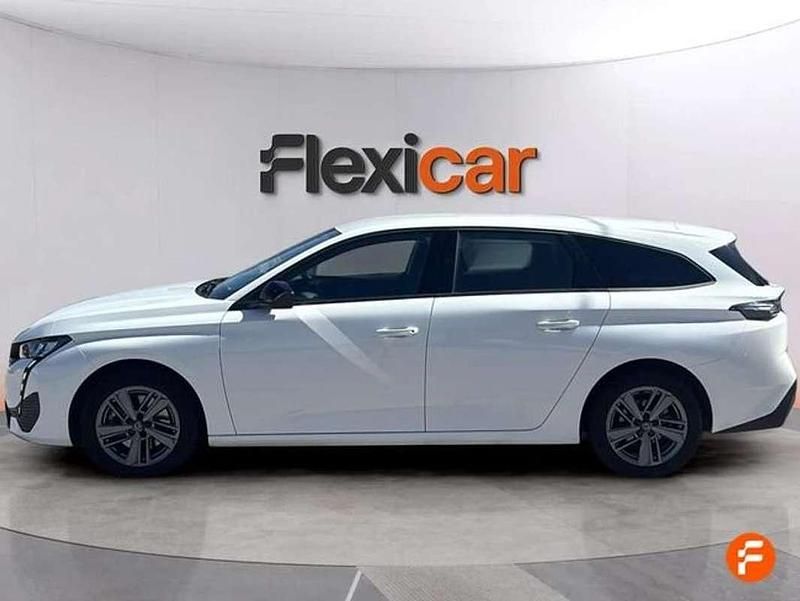 Usado Peugeot 308 SW Allure 131 CV (96 kW) 2022 Blanco Familiar